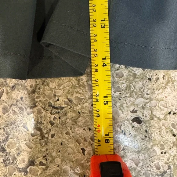 Athleta High waisted Runaround Skort M - Picture 7 of 7